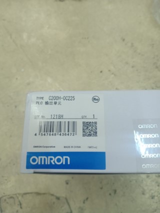 OMRON C200H-OC225 ราคา 2000 บาท
