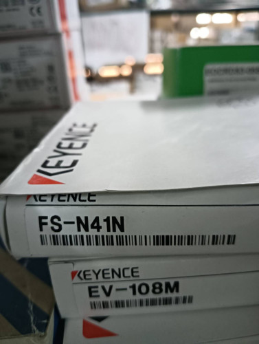 KEYENCE SENSOR MODEL: FS-N41N ราคา 2,000 บาท