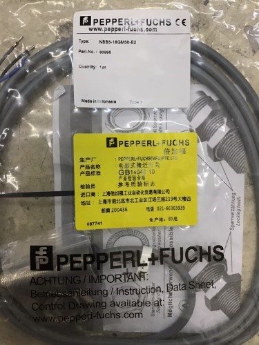 Sensore Induttivo PEPPERL & FUCHS NBB5-18GM50-E2-5M - Nuovo Con Scatola