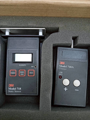 3M STATIC SENSOR MODEL: 718 SURFACE ESD TEST METER + 718A WRIST ESD ...