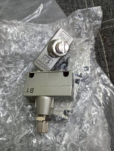 SMC SERIES TUBE CONTROLLER MODEL: AS2000-01 ราคา 110.00 บาท