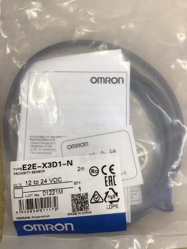 New IN BOX Omron E2E X3D1 N Z E2E X3D1 N Z Proximity Switch FAST SHIP