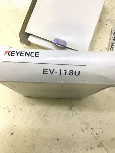 Sensore Di Prossimità KEYENCE EV-118U – Nuovo, Surplus Magazzino, Senza Scatola