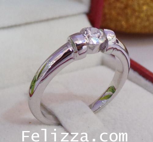 แหวนเพชร เบลเยี่ยมคัต(พร้อมใบเซอร์ GIA) RI00225-55 (EKSX)