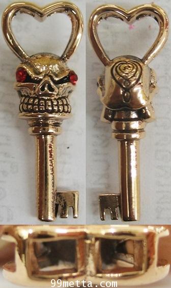 กุญแจพรายแก่ทองแดง ขนาดห้อยคอ รุ่นทรัพย์เสน่ห์า2559 คบ.พร วัดปู่ฮ้อ