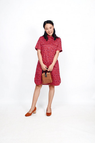 ชุดกระโปรงแดง ลายดอก AJ-18062 2