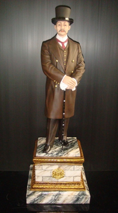 พระบรมรูป ร.5 ทรงชุดสูทยุโรป สูง 26 นิ้ว