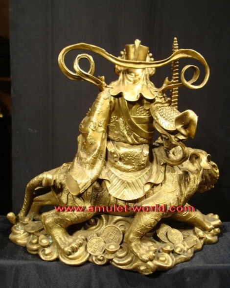 เทพเจ้าไฉ่เซ่งเอี๊ย หน้าตัก 7 นิ้ว กว้าง 16 นิ้ว สูง 16 นิ้ว เนื้อสัตตะโลหะ 2