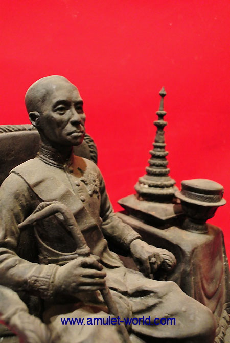 รัชกาลที่4 (พระบาทสมเด็จพระจอมเกล้าเจ้าอยู่หัว) สูง 10 นิ้ว ปี 2538 เนื้อโลหะสำริด 1