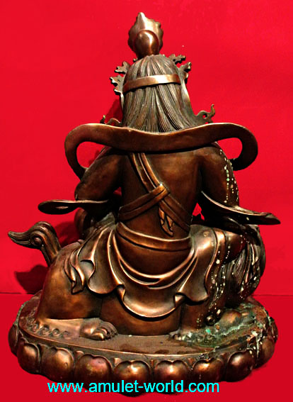 เทพเจ้าไฉ่เซ่งเอี๊ย รมน้ำตาลแดง ขนาด 12.5 x 8.5 นิ้ว เนื้อสัตตะโลหะ 4