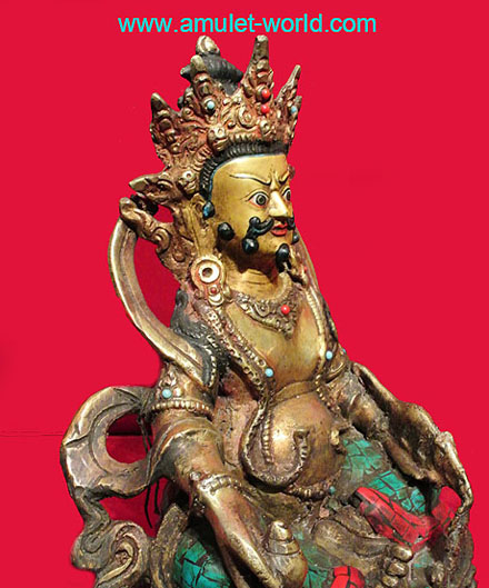 เทพเจ้าไฉ่เซ่งเอี๊ย หน้าตัก 4.5 นิ้ว เนื้อสัตตะโลหะ ปิดทับด้วยหินสีธิเบต ทำพิธีและนำเข้าจากธิเบต 3