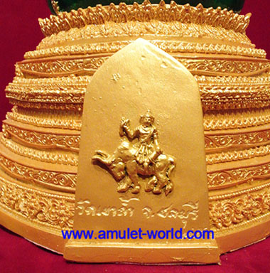 พระแก้วมรกต(องค์สีเขียว) ปางทรงเครื่องจักรพรรดิ์ วัดเขาถ้ำ เนื้อเรซิ่น หน้าตัก 5 นิ้ว 3