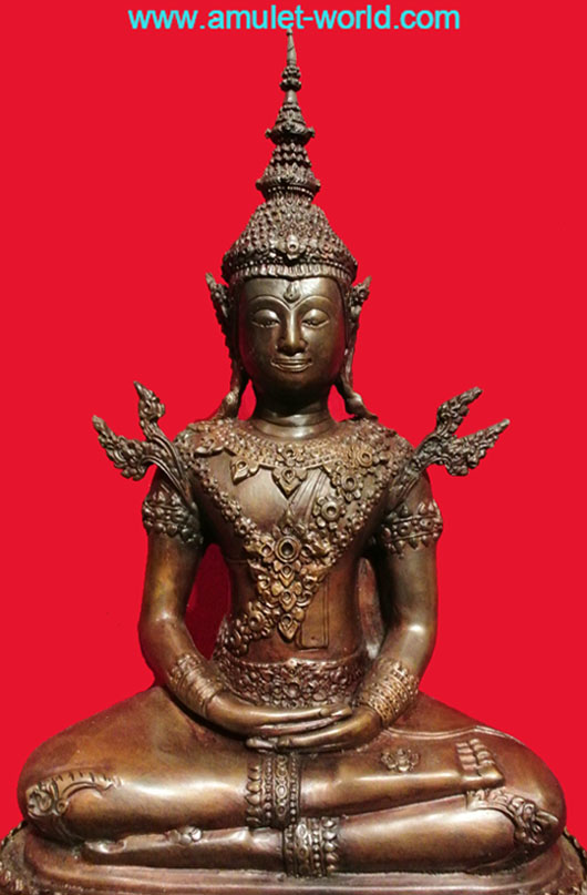 พระพุทธรูปทรงเครื่องจักรพรรดิ์ สมาคมสภาผู้สูงอายุแห่งประเทศไทยฯสร้าง โลหะผสม ตัก 5 นิ้ว (องค์ที่ 1) 1