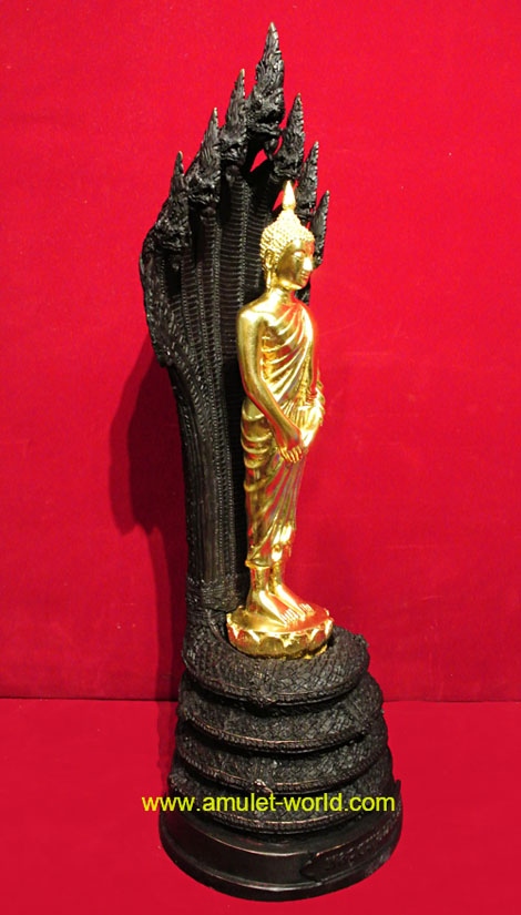 หลวงพ่อนาคปรก ปางถวายเนตร วัดนาคปรก สูง 20 นิ้ว เนื้อโลหะผสมรมดำ องค์พระปิดทองคำเปลวแท้ 1