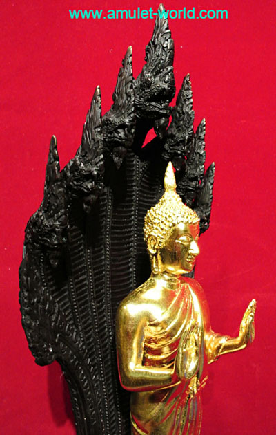 หลวงพ่อนาคปรก ปางห้ามญาติ วัดนาคปรก สูง 20 นิ้ว เนื้อโลหะผสมรมดำ องค์พระปิดทองคำเปลวแท้ 2