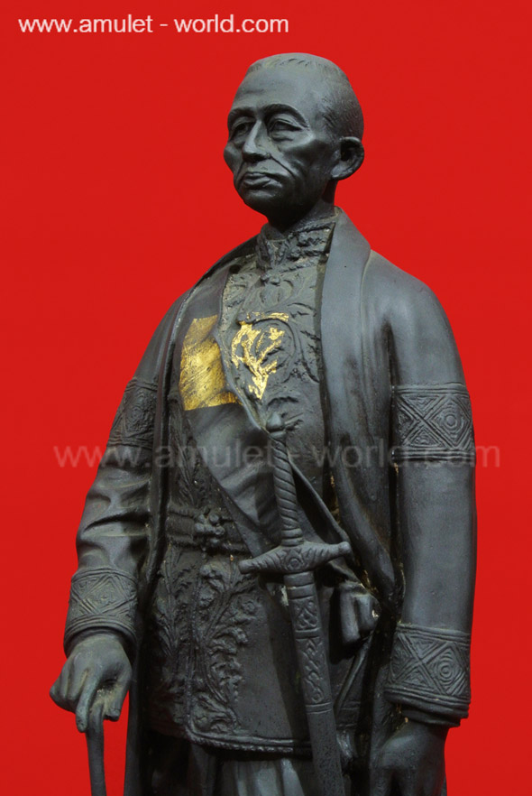 พระบรมรูป รัชกาลที่4 กรมตำรวจ สร้างปี 2531 สูง 19.5 นิ้ว เนื้อโลหะ (องค์ที่2) 5