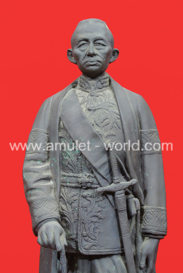 พระบรมรูป รัชกาลที่4 กรมตำรวจ สร้างปี 2531 สูง 19.5 นิ้ว เนื้อโลหะรมดำ องค์ที่5 1