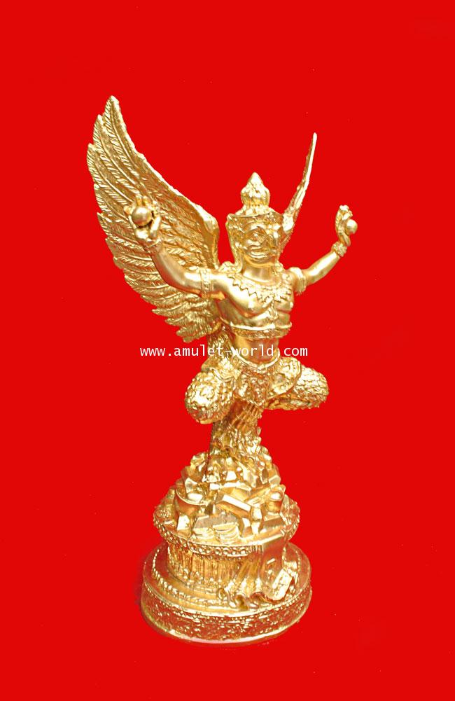 พญาครุฑ อ.วราห์ วัดโพธิ์ทอง สูง 17 นิ้ว เนื้อโลหะผสมปิดทอง 2