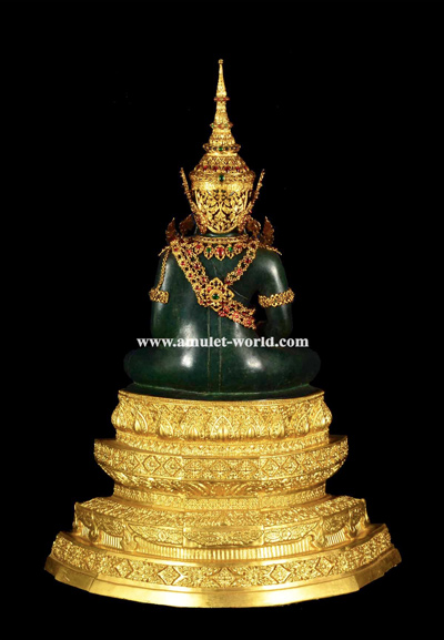 พระแก้วมรกต ภปร. รุ่นแรก ปี 2547 (องค์ที่3) 2