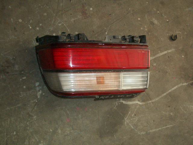 ไฟท้าย TOYOTA  โตโยต้า  AE 101