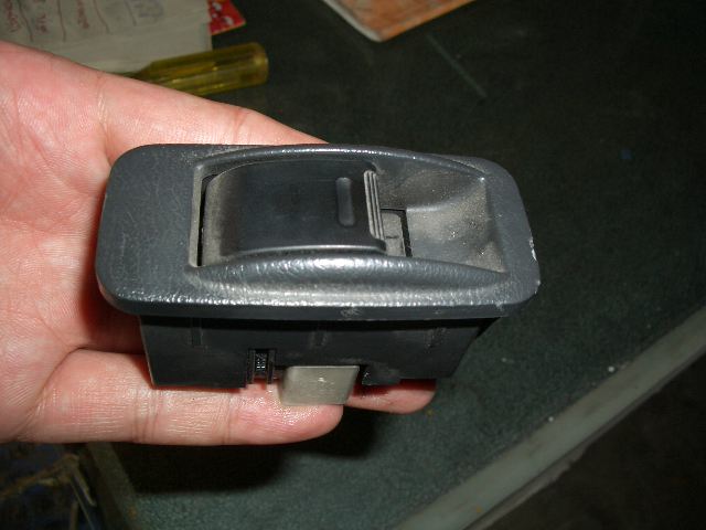 TOYOTA EXSIOR โตโยต้า เอ็กซิเออร์ สวิตซ์ประตู