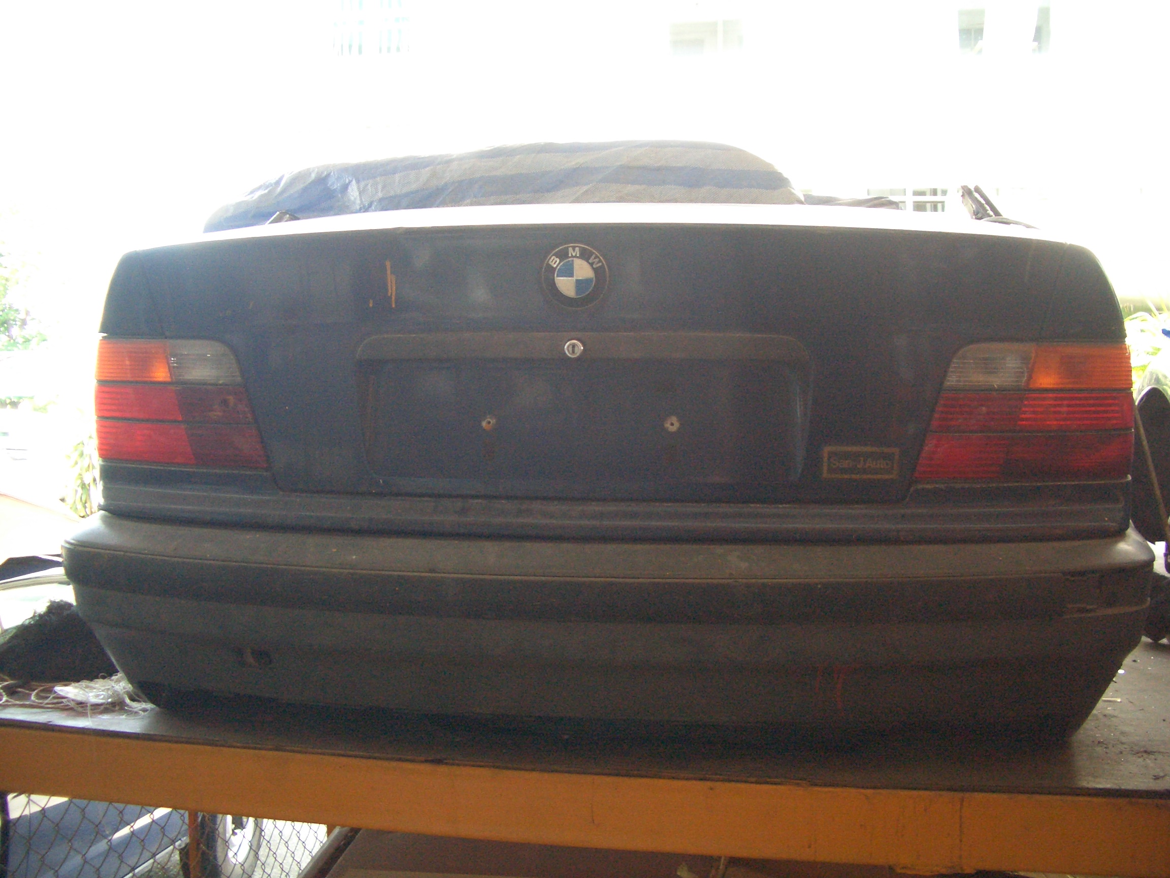 ตัดท้ายรถ BMW  E36