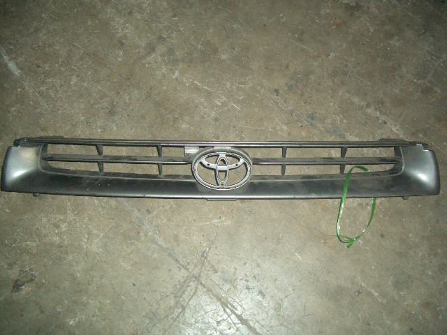 หน้า กระจัง  TOYOTA  โตโยต้า Camry 94 สภาพดี