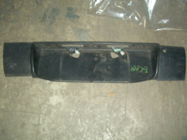 แผ่นรองป้ายทะเบียน  Mitsubishi มิสซูบิชิ  E -CAR พลาสติกสีดำ