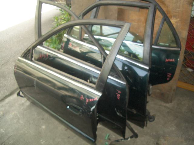 ประตู Honda ฮอนด้า accord  2000