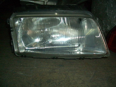 ไฟหน้า ออดี้  Audi  A4