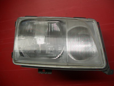 ไฟหน้า เบนซ์   MERCEDES-BENZ W124 Eหน้า