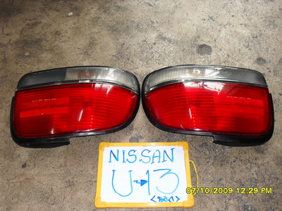 ไฟท้าย นิสสัน NISSAN U13 ลายนอก มือสองสภาพสวย