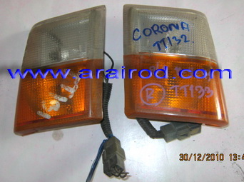 TOYOTA  CORONA TT132 ไฟมุม ของแท้มือสอง