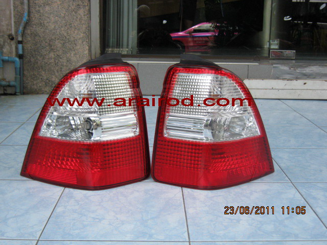 HONDA ODYSSEY ปี 2000 ไฟท้ายของแท้มือสอง สภาพสวยๆ