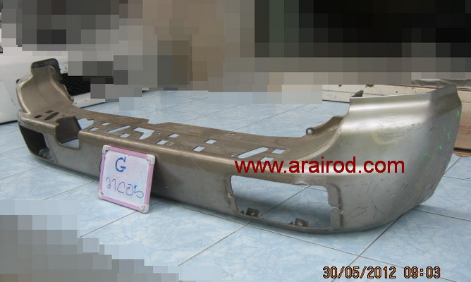 MITSUBISHI G-WAGON มิตซูบิชิ จี วากอน กันชนหลัง 2