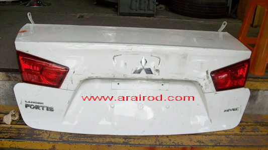 MITSUBISHI LANCER มิตซูบิชิ แลนเซอร์ ฝาท้าย
