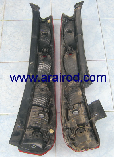 อะไหล่ HONDA CR-V 2005 ฮอนด้า ซีอาร์วี ปี2005 ไฟท้าย 1