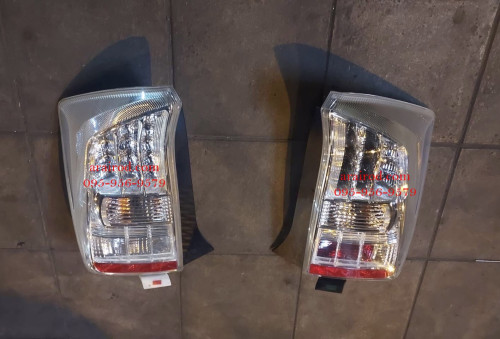 อะไหล่ TOYOTA Prius โตโยต้า พรีอุส ไฟท้าย 1