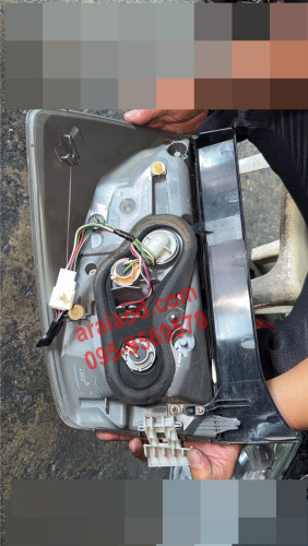 อะไหล่ TOYOTA Prius โตโยต้า พรีอุส ไฟท้าย 4
