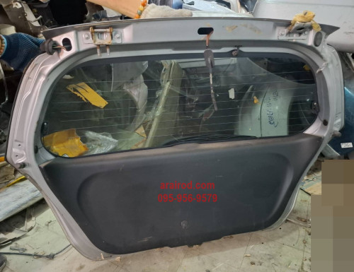 อะไหล่ HONDA JAZZ 2008-2012 ฮอนด้า แจ๊ส ปี2008-2012 ฝาท้าย มือสอง 1