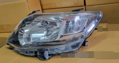 อะไหล่  TOYOTA  FORTUNER  2012  โตโยต้า ฟอร์จูนเนอร์ 2012 ไฟหน้า ซีนอน 3