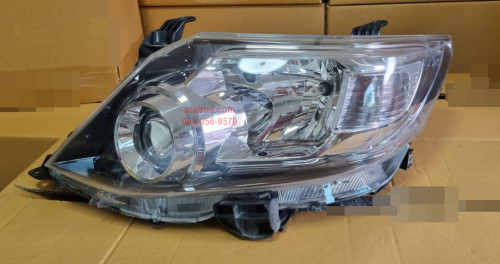 อะไหล่  TOYOTA  FORTUNER  2012  โตโยต้า ฟอร์จูนเนอร์ 2012 ไฟหน้า ซีนอน 2