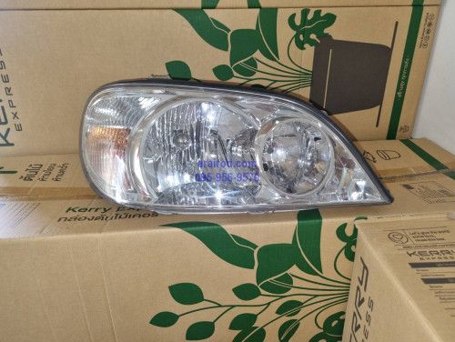 เกีย คานิวัล Kia Carnival ไฟหน้า_Copy