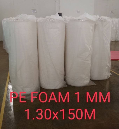EPE Foam (โฟมชีท) เนื้อแน่นเหนี่ยวมีความหนาหลายขนาดตั้งแต่ 0.5 มม 7 มม