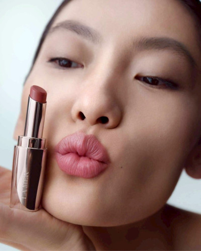 NEW La Mer The New Lip Treatment สี 02 #Rose ,  สี 04 #Honey 1