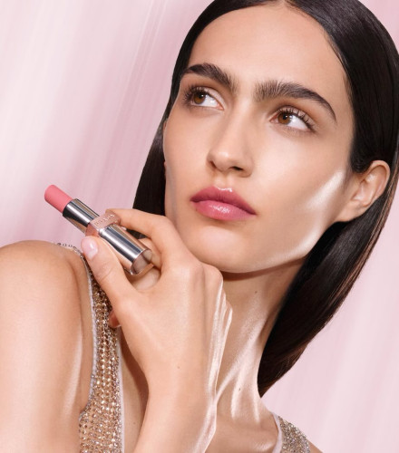  PRADA BEAUTY Light Glowing Lip Colour สี Rose