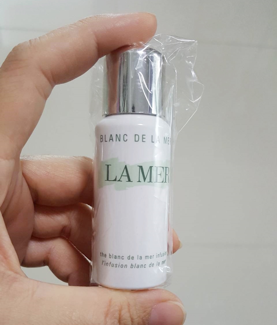 la mer the blanc de la mer infusion 30ml.ขนาดทดลอง ถ่ายจากสินค้าจริง