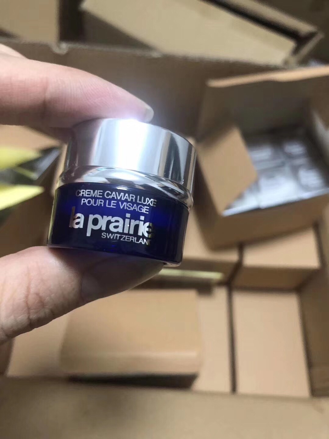 LA PRAIRIE  ผลิตภัณฑ์บำรุงผิวหน้า Skin Caviar Absolute Filler  5 มล. ขนาดทดลองมีกล่องจ้า