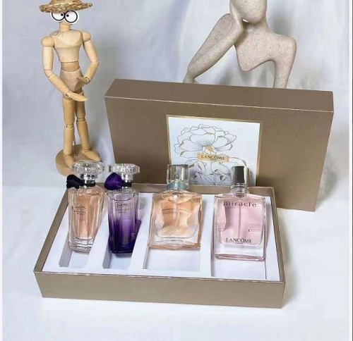 Lancome perfume tester travel collection น้ำหอมเทสเตอร์หัวสเปรย์ 30ml.x4 ชิ้น