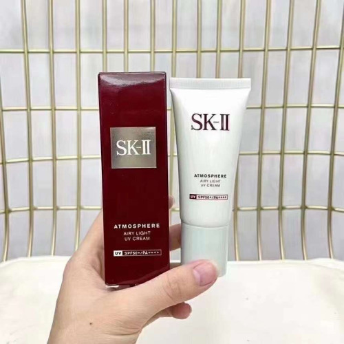 SK-II Atmosphere Airy Light UV Cream SPF50+/PA++++ 30g. บอกลาปัญหาจุดด่างดำ สีผิวไม่สม่ำเสมอ ด้วยครี 2